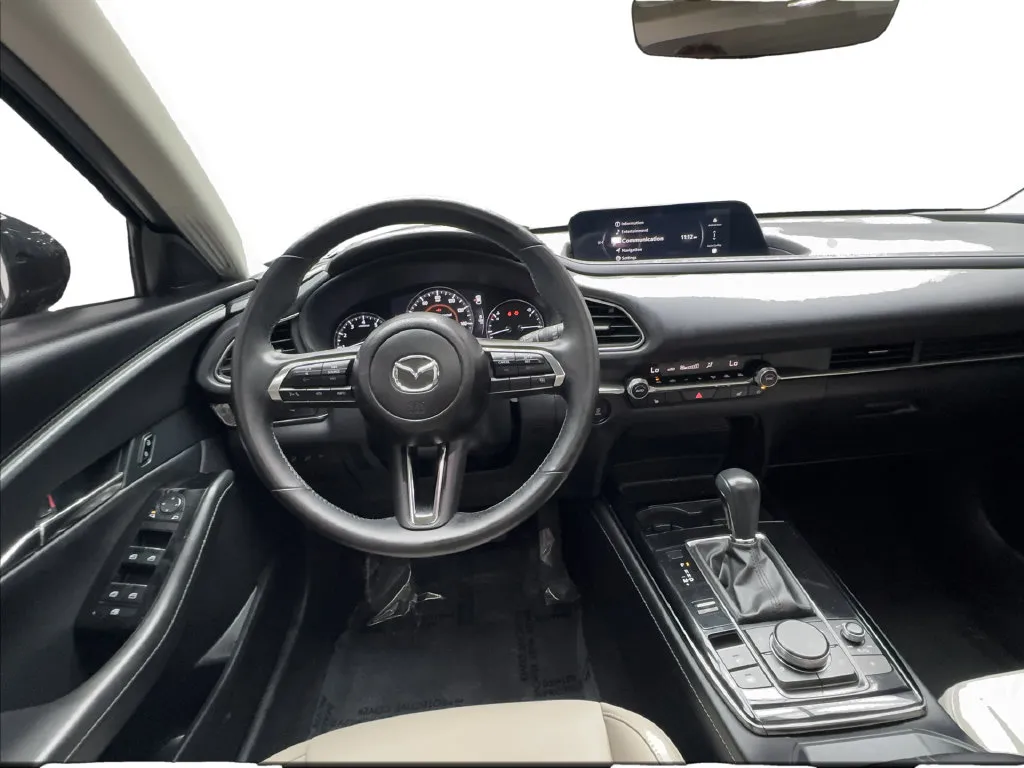 Mazda CX-30 photo 37