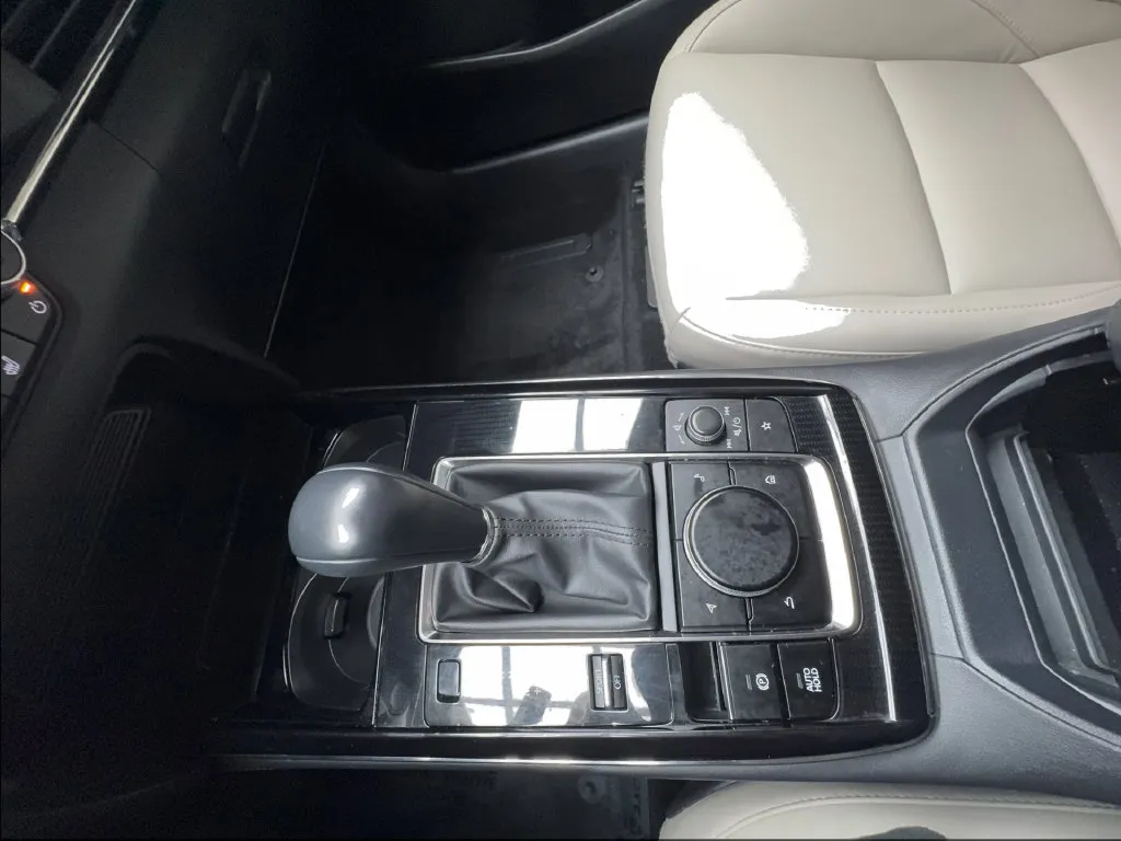 Mazda CX-30 photo 54