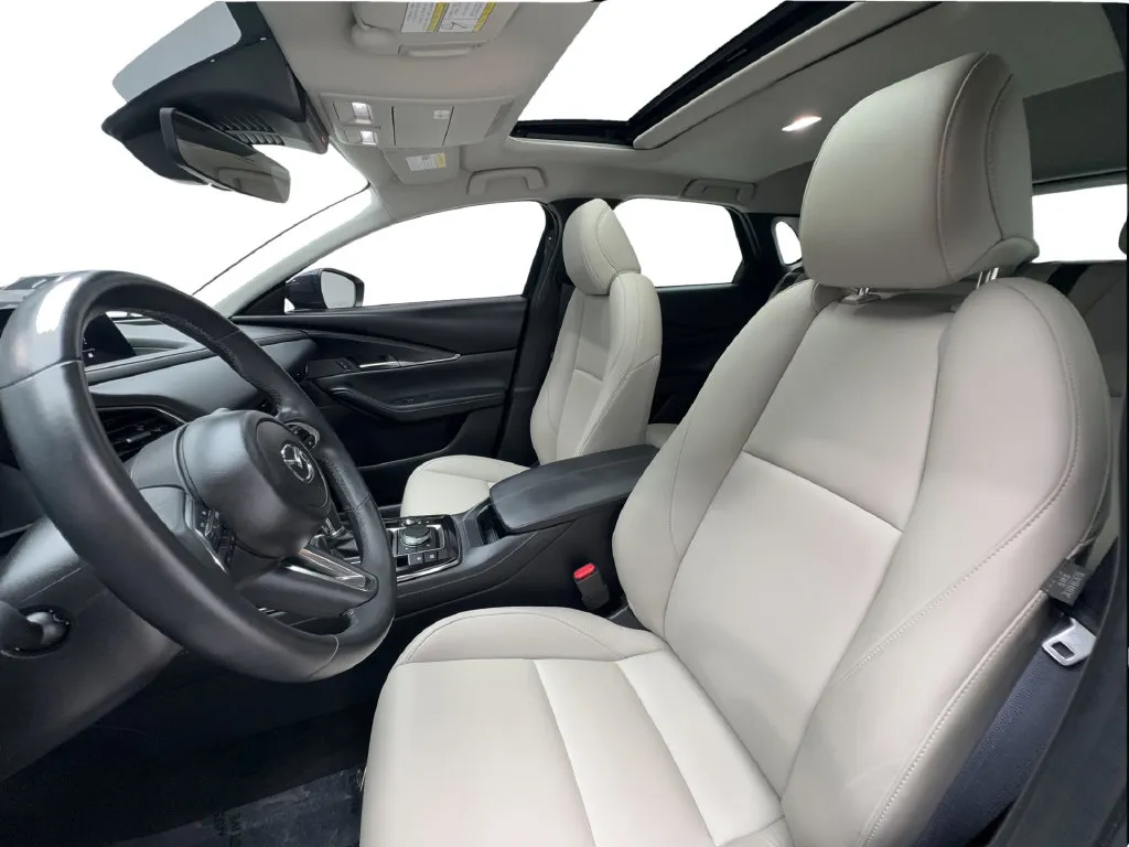 Mazda CX-30 photo 21