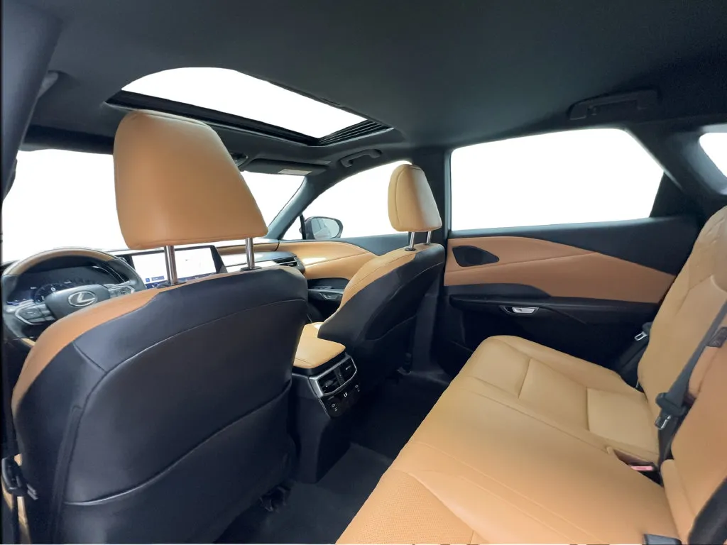Lexus RX photo 27