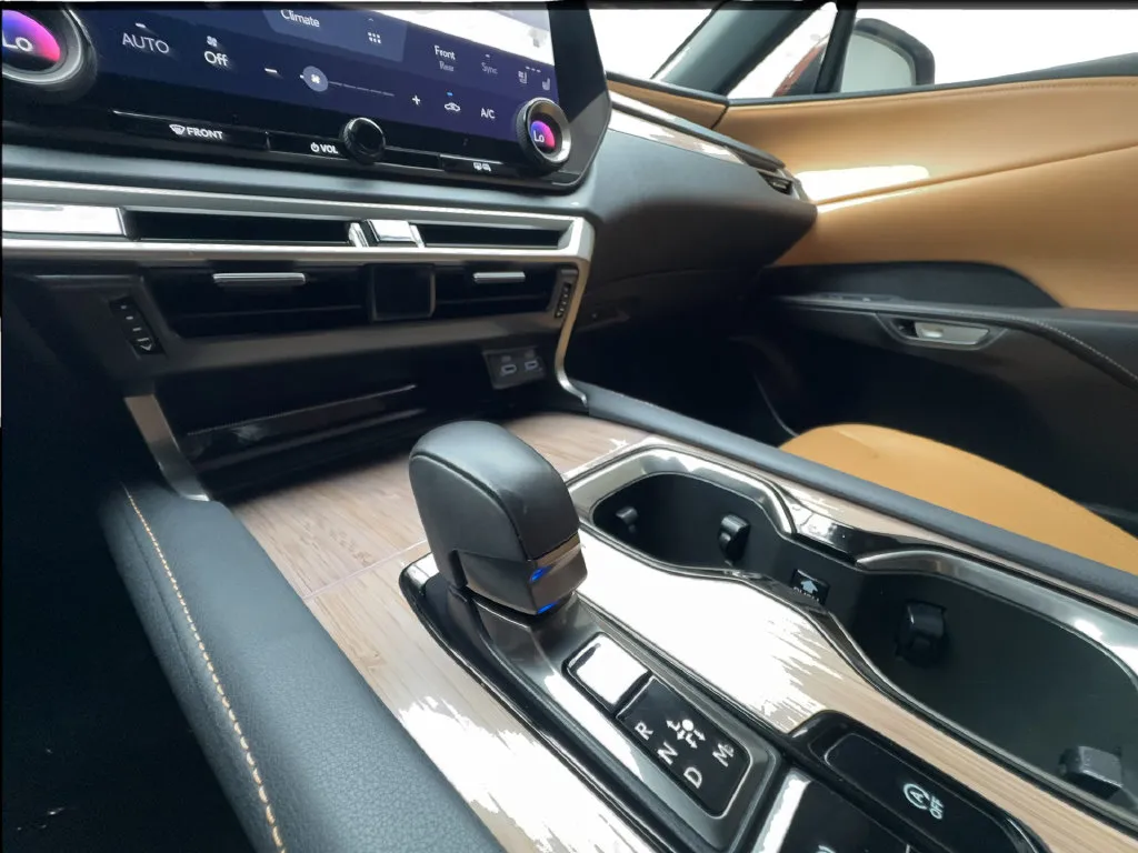 Lexus RX photo 52