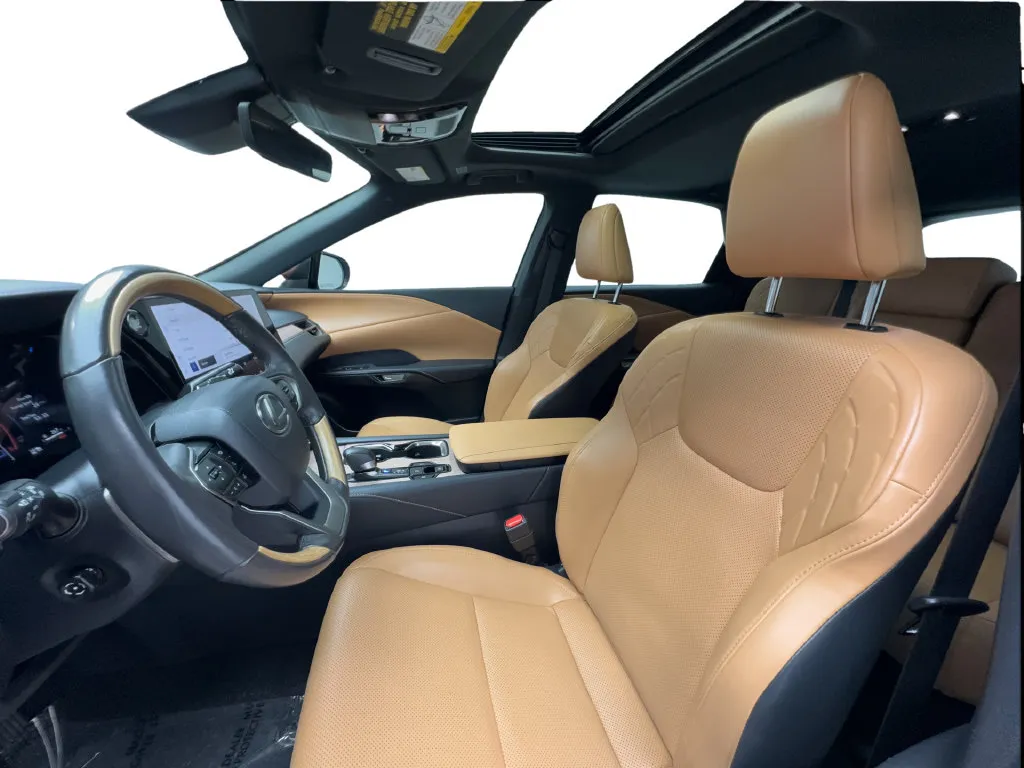 Lexus RX photo 21