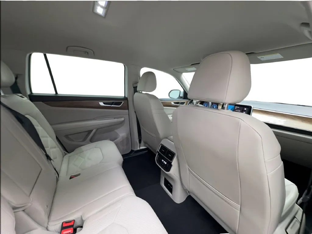 Volkswagen Atlas photo 30