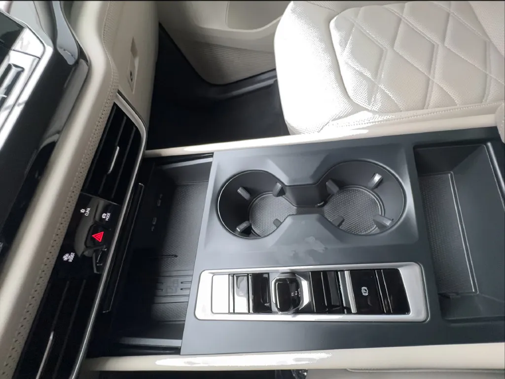 Volkswagen Atlas photo 57