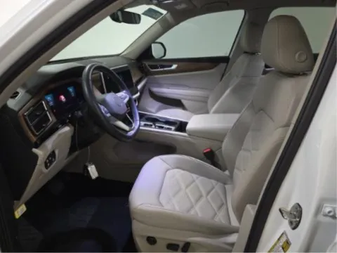 More photos of 2026 Volkswagen Atlas 2.0T SE at Autos of Dallas - Plano, TX