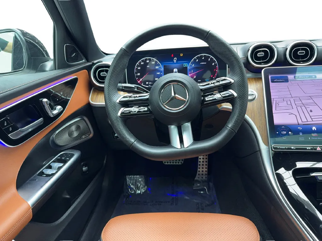 Mercedes-Benz C-Class photo 35
