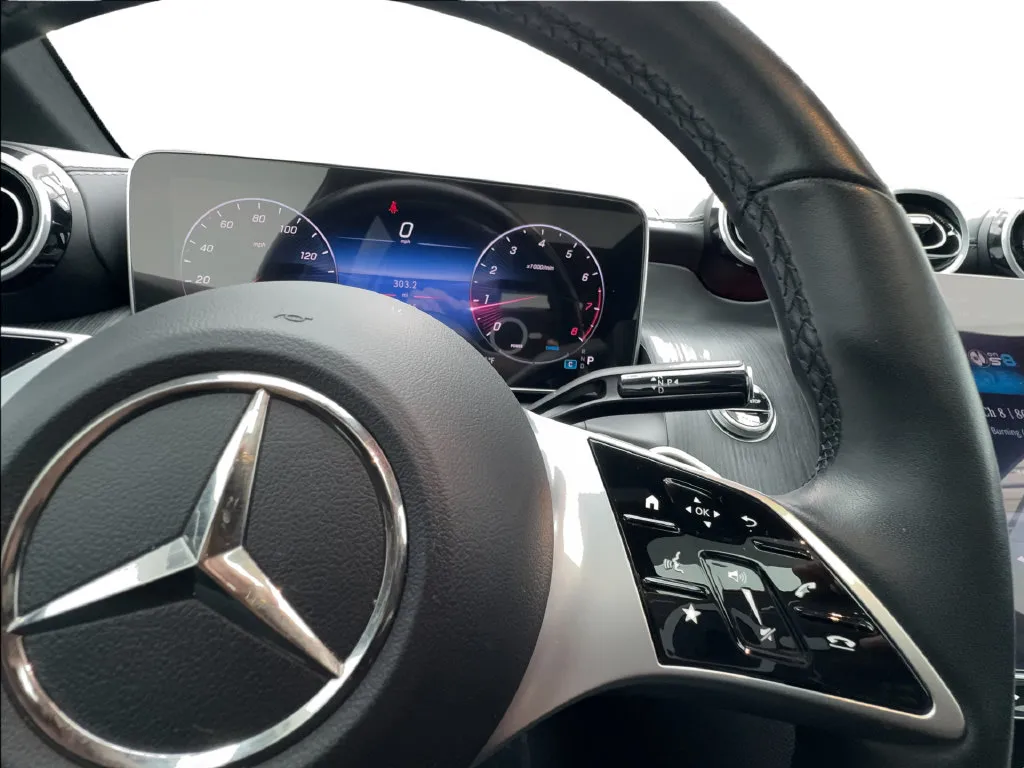 Mercedes-Benz GLC photo 44