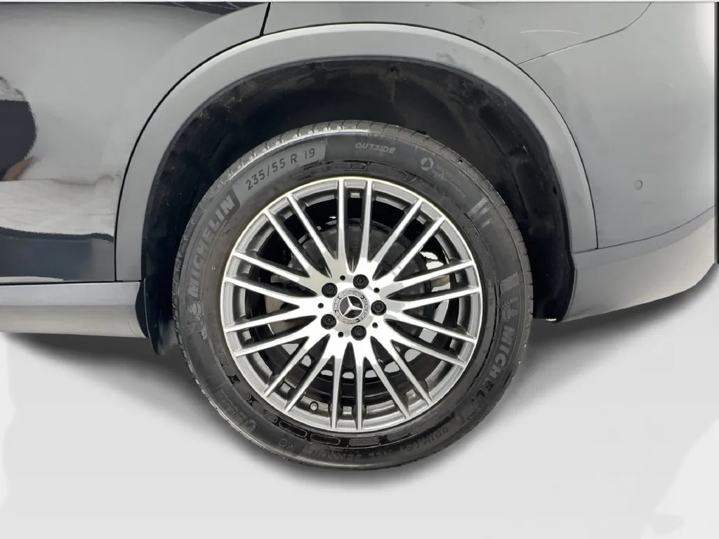 Mercedes-Benz GLC photo 14
