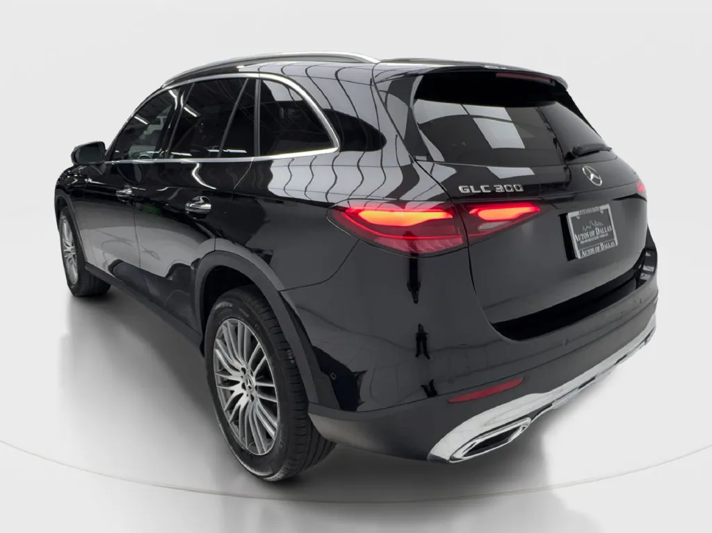 Mercedes-Benz GLC photo 6