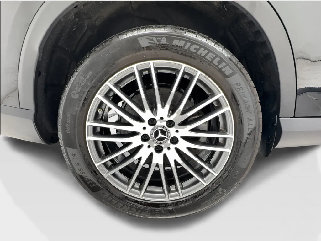 Mercedes-Benz GLC photo 15