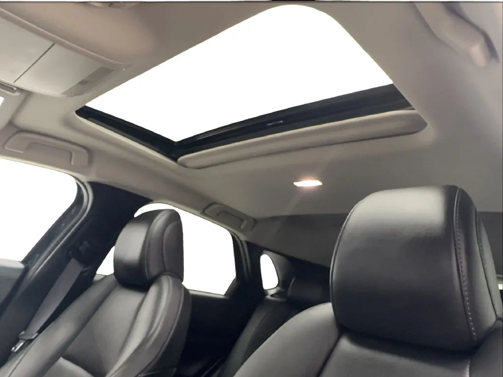 Mazda CX-30 photo 47