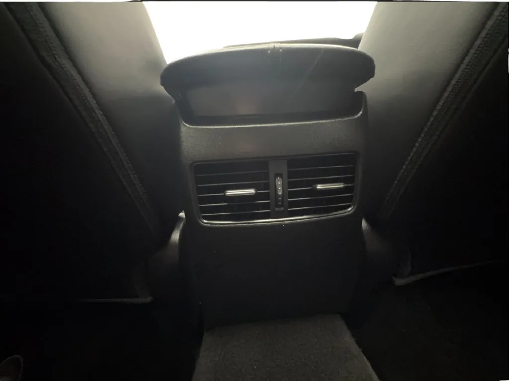 Mazda CX-30 photo 34
