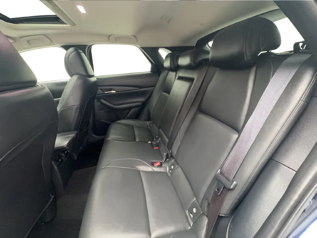 Mazda CX-30 photo 20