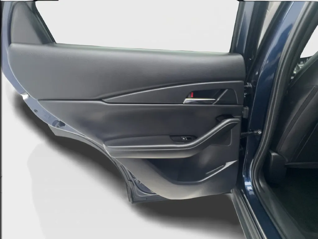 Mazda CX-30 photo 22