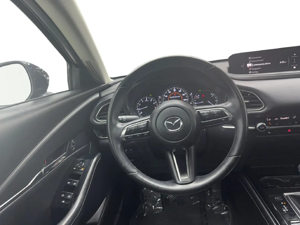 Mazda CX-30 photo 32