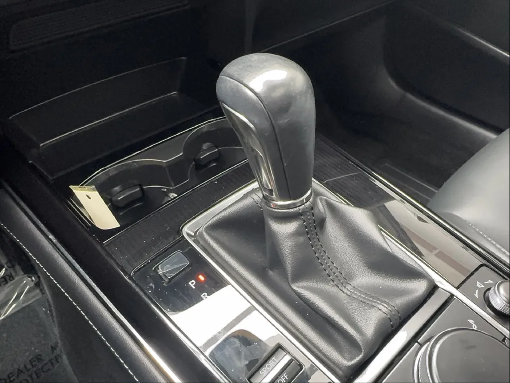 Mazda CX-30 photo 42