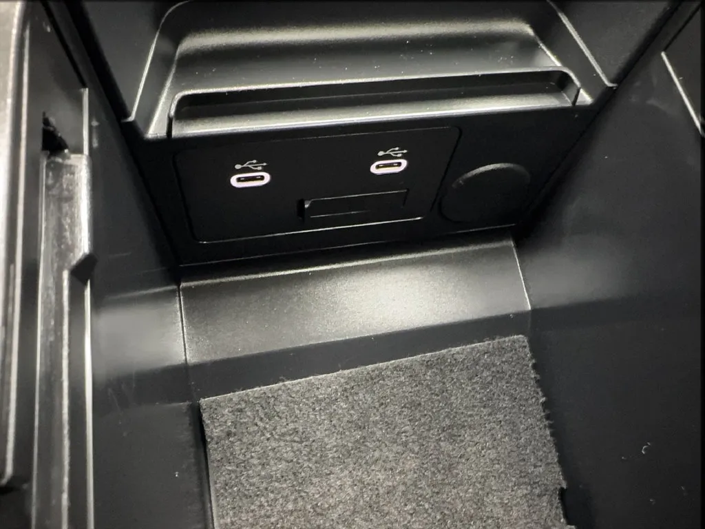 Mazda CX-30 photo 46