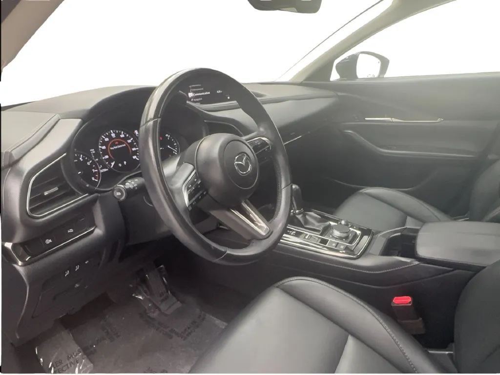 Mazda CX-30 photo 18