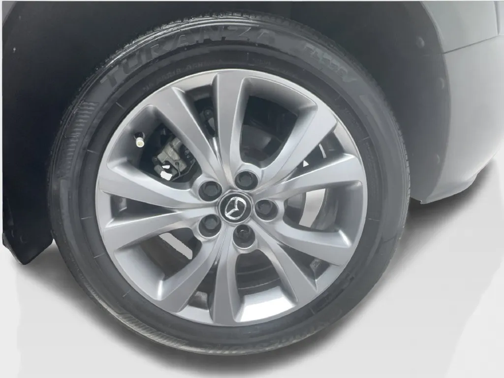 Mazda CX-30 photo 10