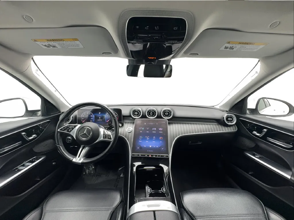 Mercedes-Benz C-Class photo 39