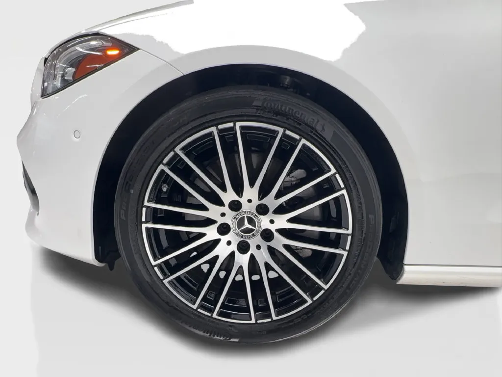 Mercedes-Benz C-Class photo 14