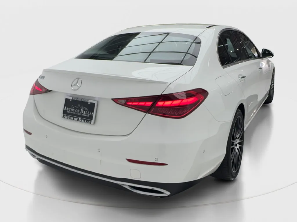 Mercedes-Benz C-Class photo 8