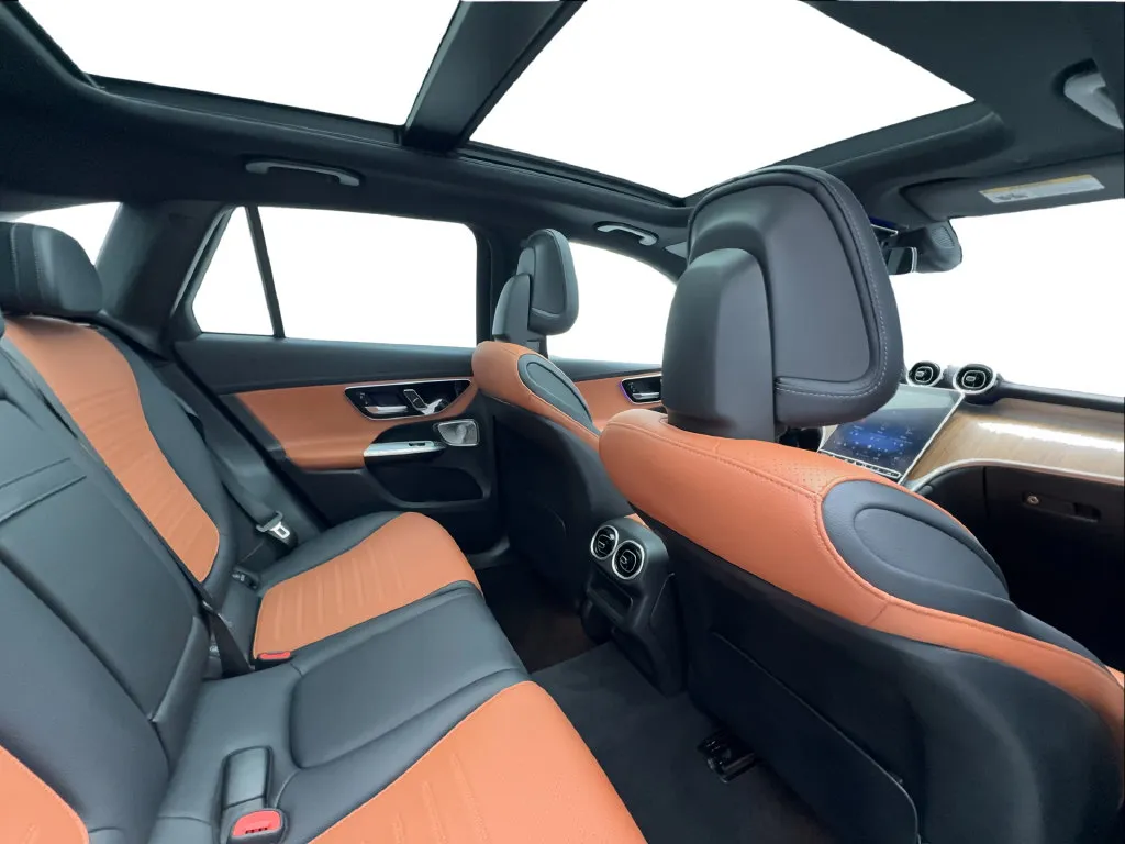 Mercedes-Benz GLC photo 29