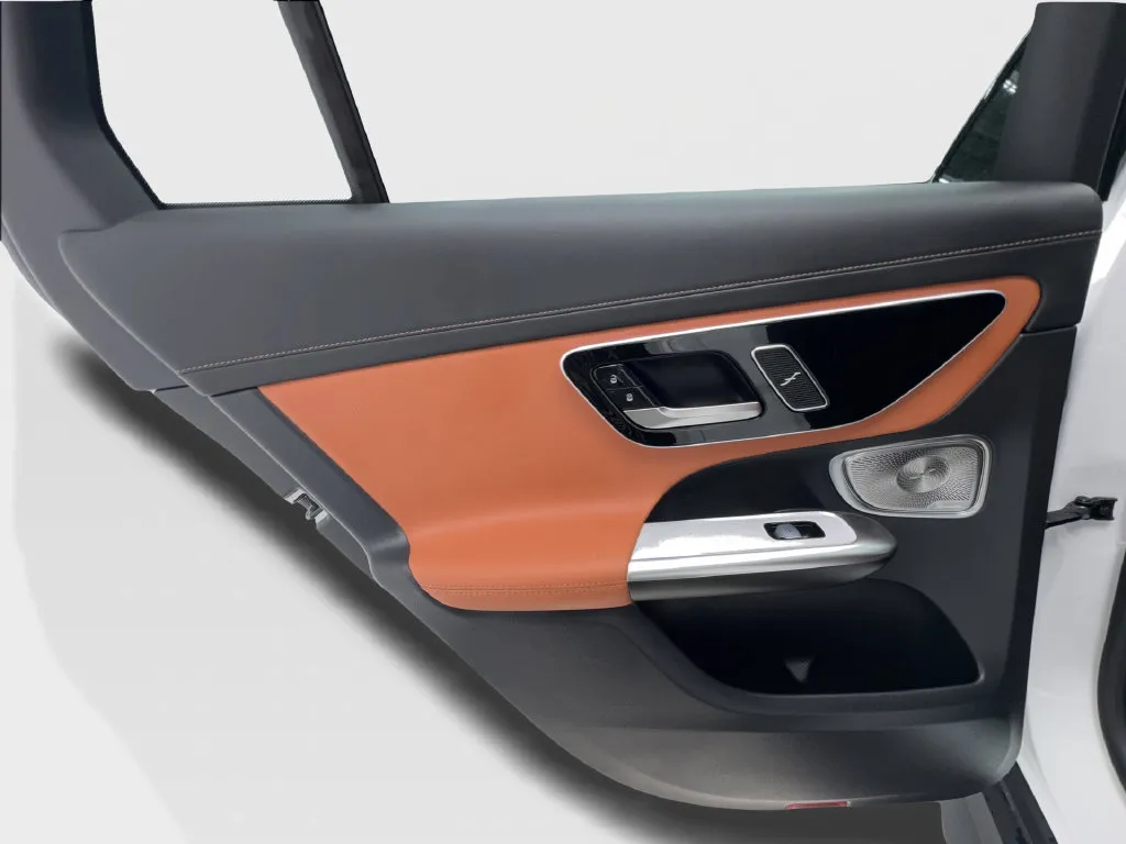 Mercedes-Benz GLC photo 28