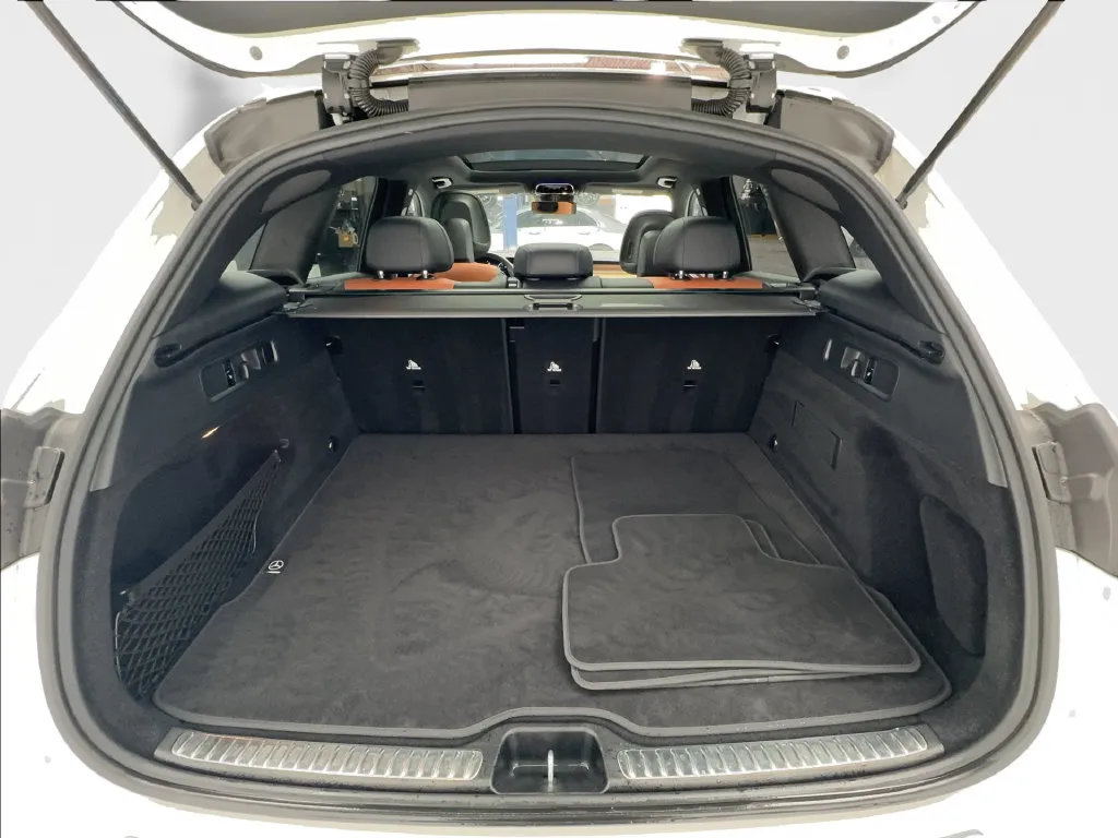 Mercedes-Benz GLC photo 19