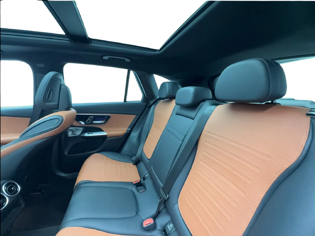 Mercedes-Benz GLC photo 27