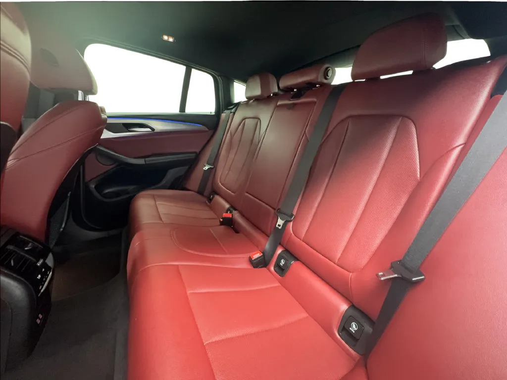 BMW X4 photo 26