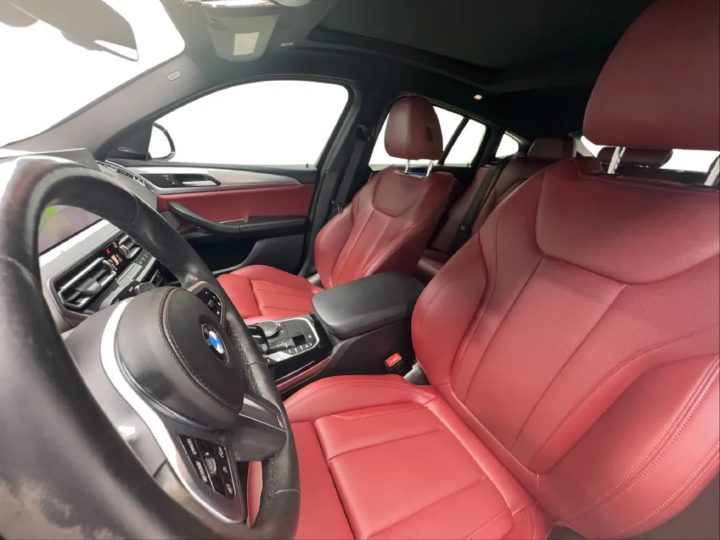 BMW X4 photo 22