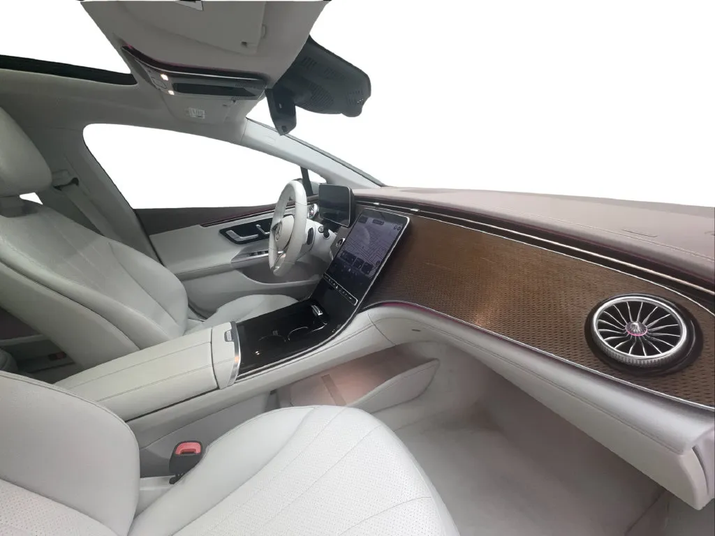 Mercedes-Benz EQE photo 32