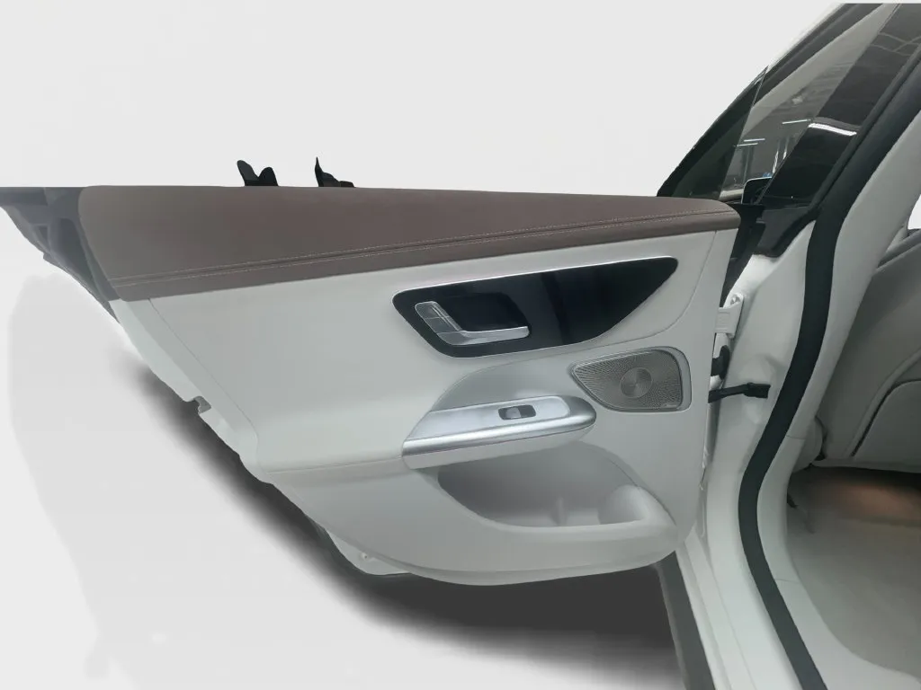 Mercedes-Benz EQE photo 26