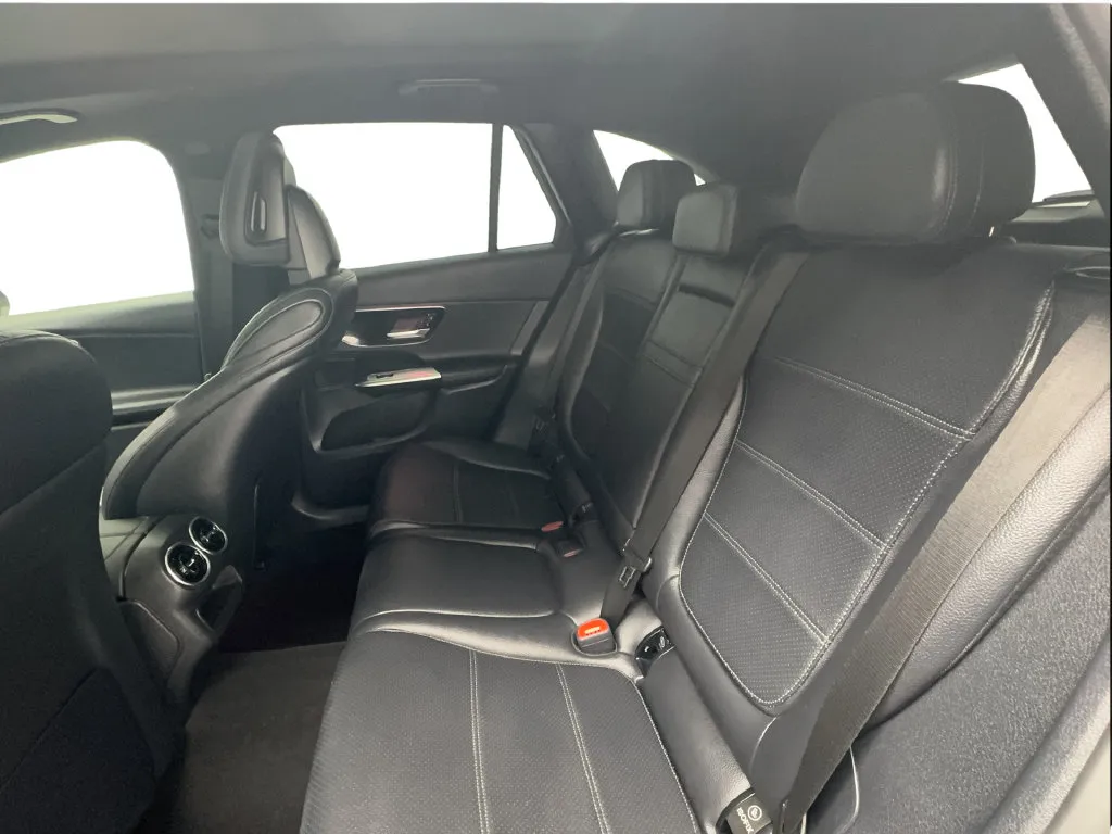 Mercedes-Benz GLC photo 25