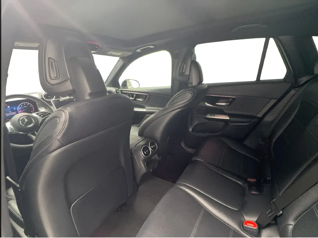 Mercedes-Benz GLC photo 26