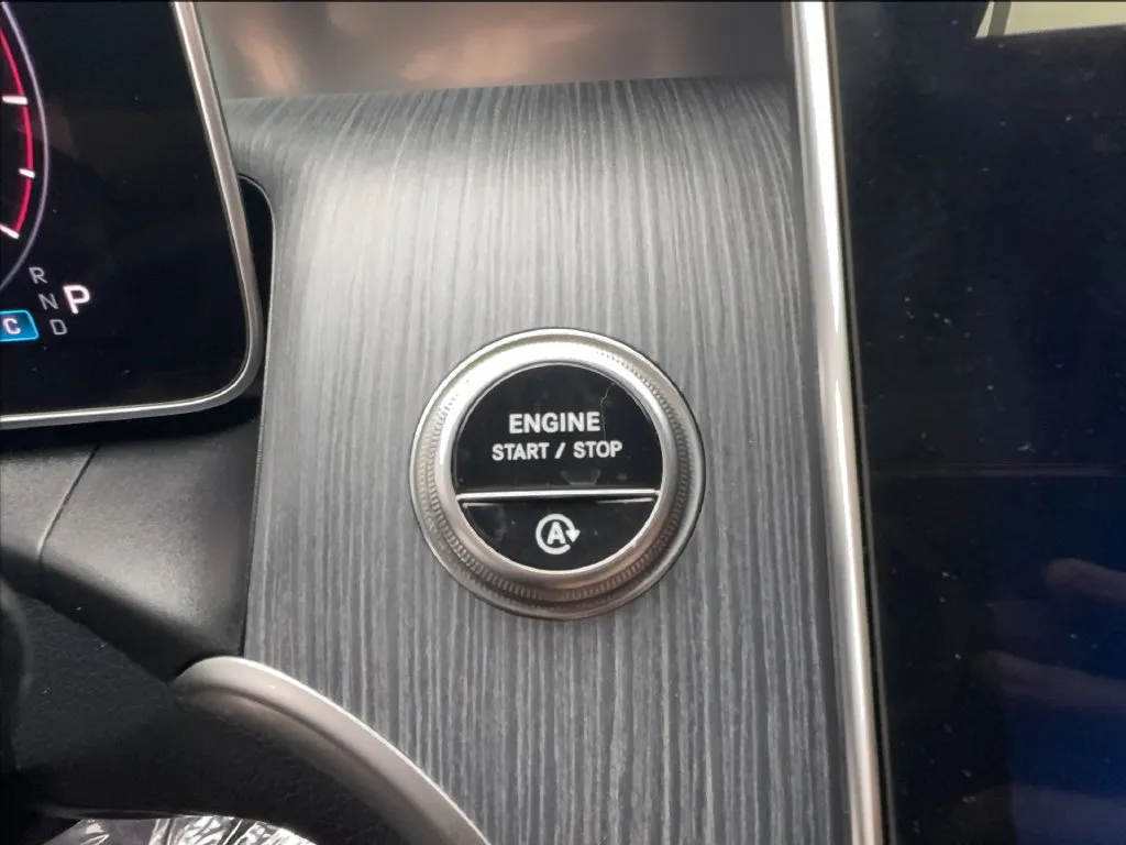 Mercedes-Benz GLC photo 47