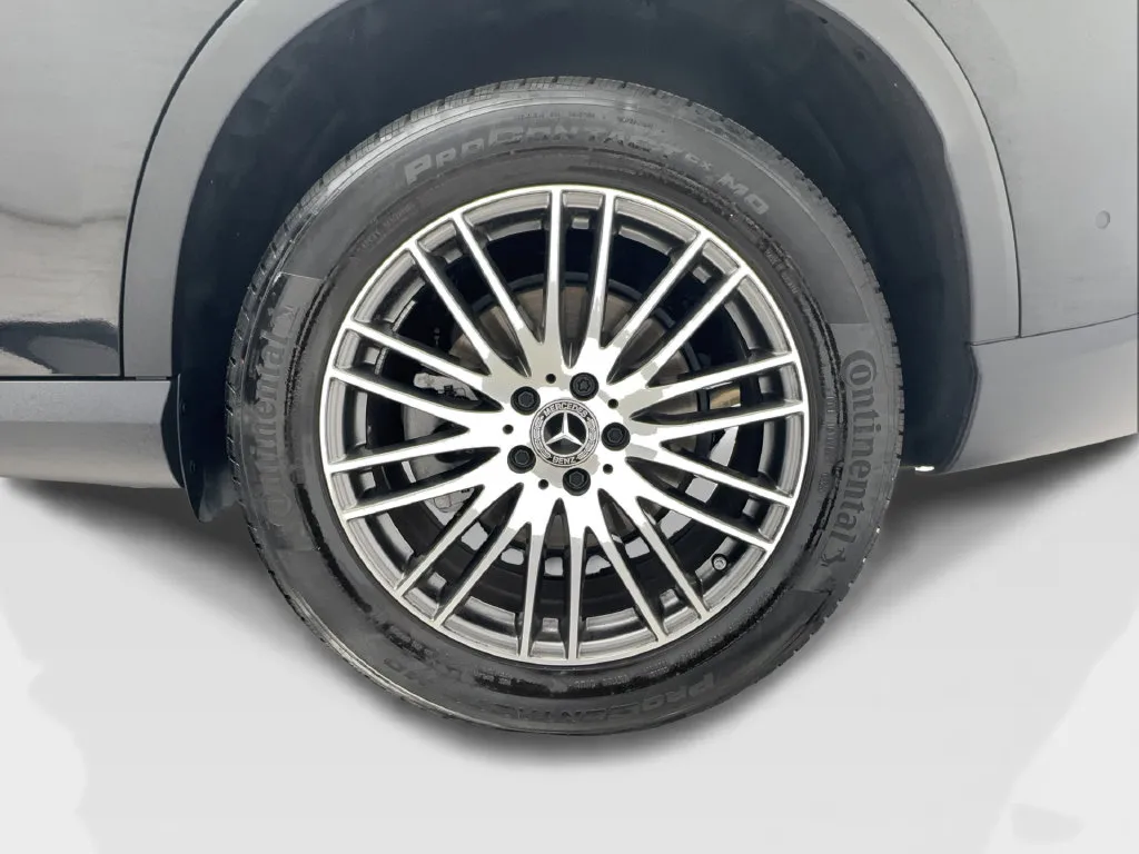 Mercedes-Benz GLC photo 14
