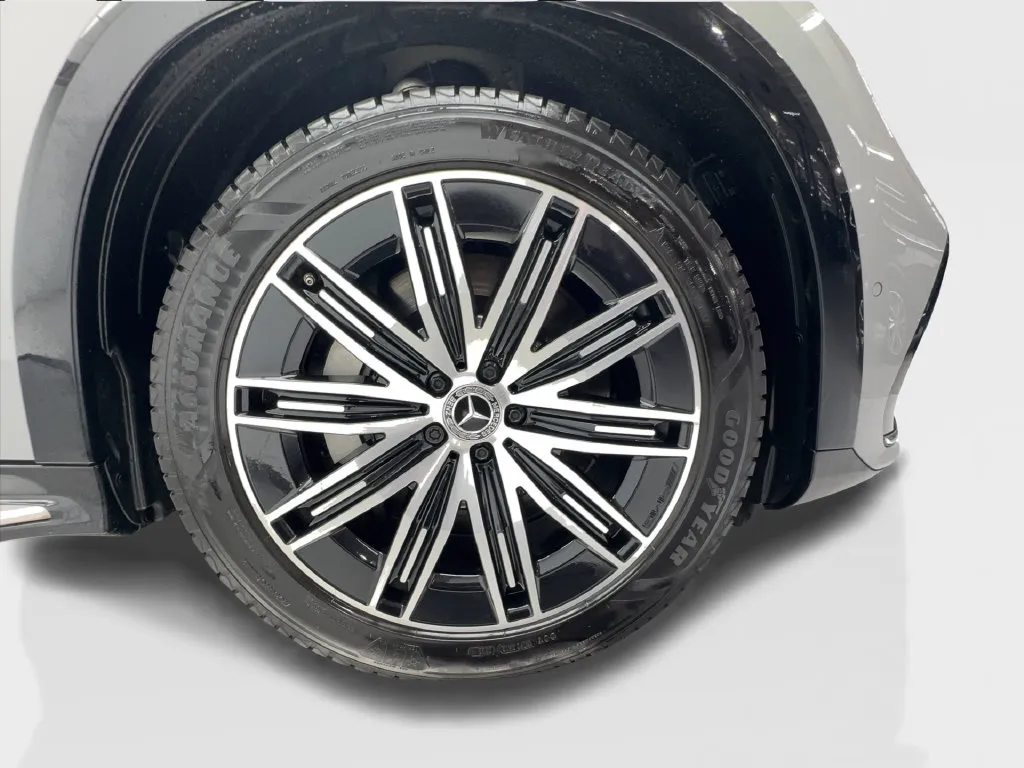 Mercedes-Benz EQS photo 14