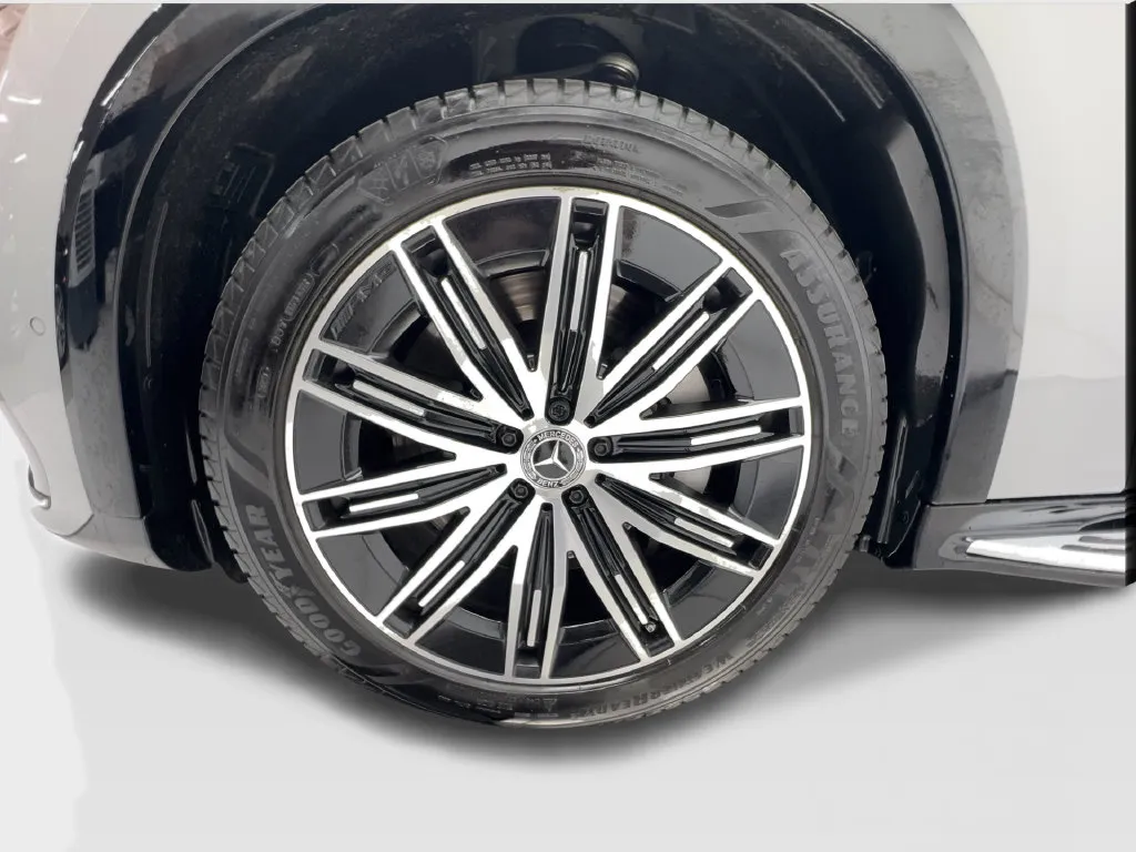 Mercedes-Benz EQS photo 16