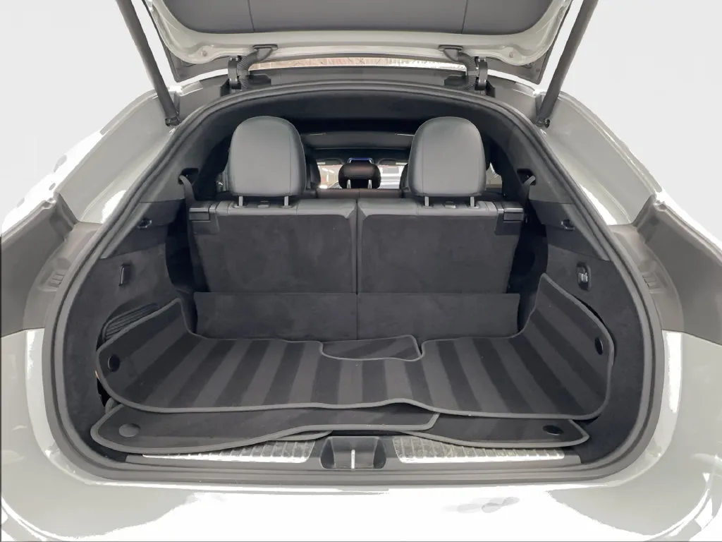 Mercedes-Benz EQS photo 12