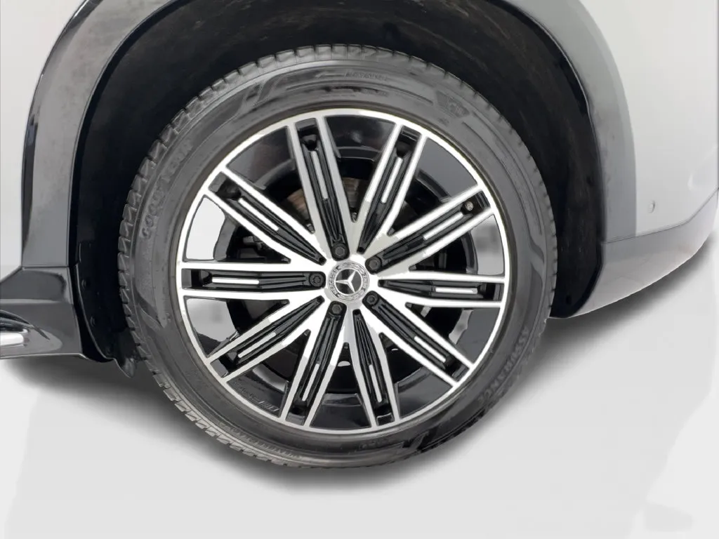 Mercedes-Benz EQS photo 18