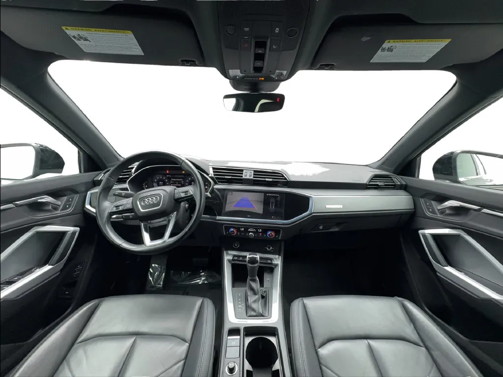 Audi Q3 photo 40
