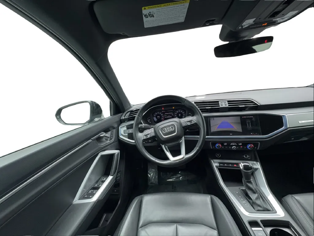 Audi Q3 photo 37