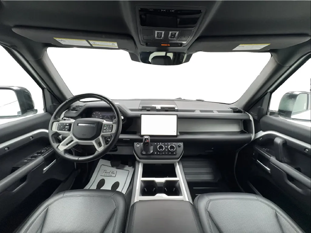 Land Rover Defender photo 40