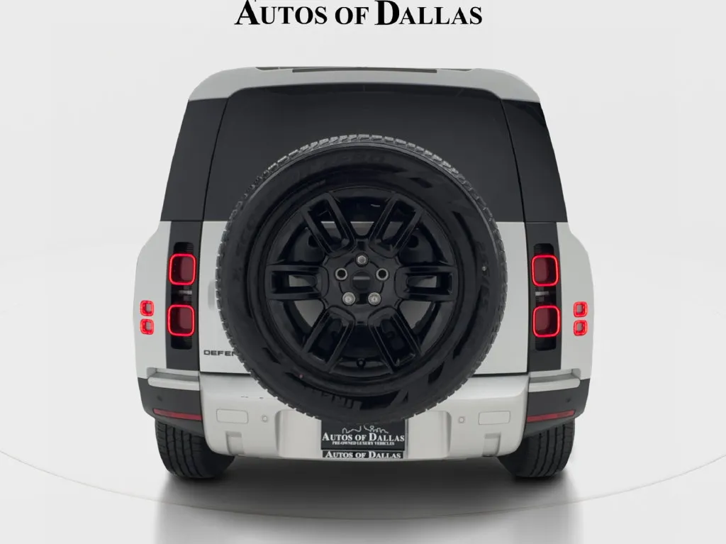 Land Rover Defender photo 7