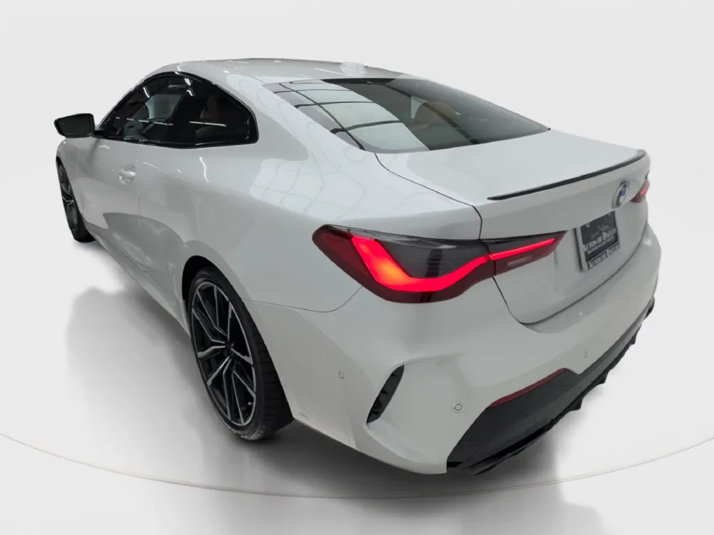 BMW 4 Series photo 11
