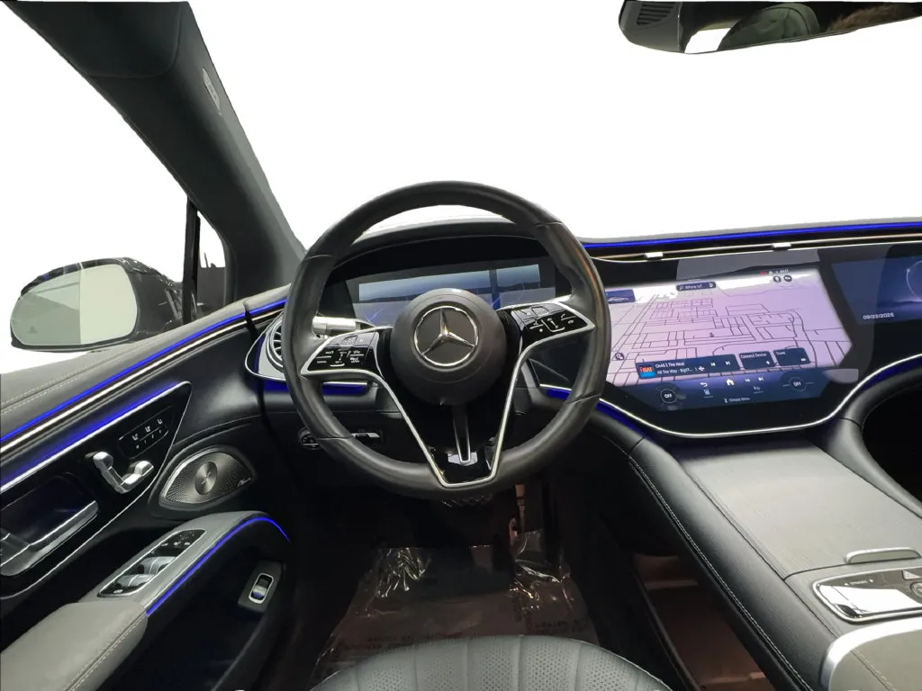 Mercedes-Benz EQS photo 35