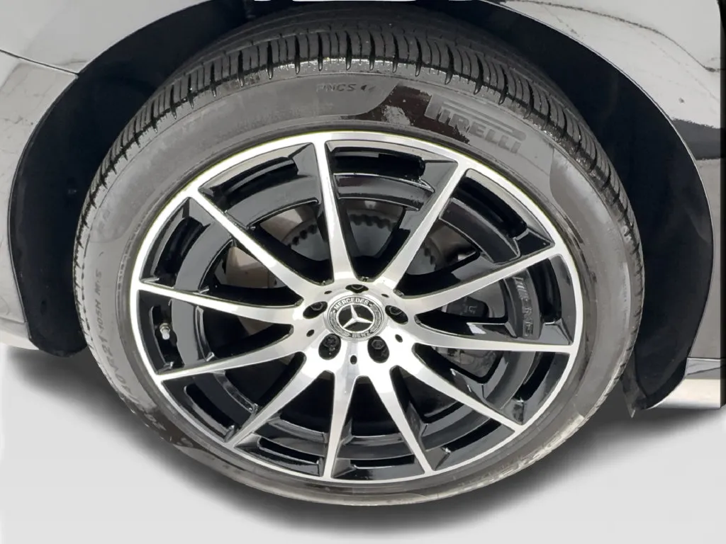Mercedes-Benz EQS photo 16
