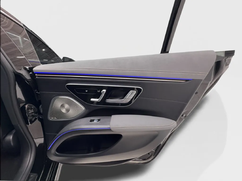 Mercedes-Benz EQS photo 29